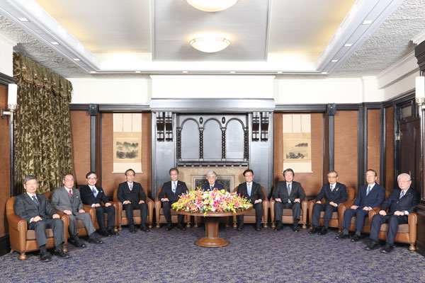 「七大学総長との懇談会」