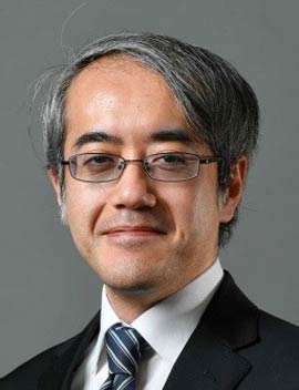 荒井　秀典　氏
