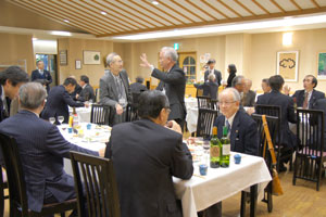 夕食会の様子2