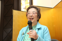 戸田　奈津子氏