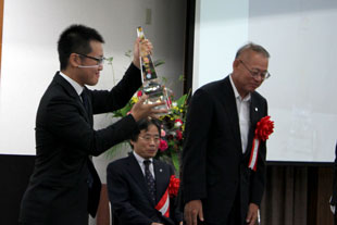 優勝校・東京大学