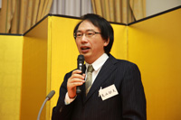 講師：亀山　郁夫氏（東京外国語大学長）