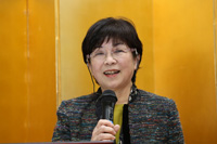 講師：川合　眞紀氏<br />
（自然科学研究機構理事／分子研究所長）