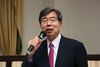 講師：中尾　武彦氏<br />
（みずほリサーチ＆テクノロジーズ株椎木会社理事長／前アジア開発銀行総裁）