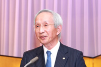 講師：岡村　正氏（株式会社東芝相談役/日本商工会議所名誉会頭）