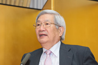 講師：五百旗頭　真氏（公立大学法人熊本県立大学理事長）